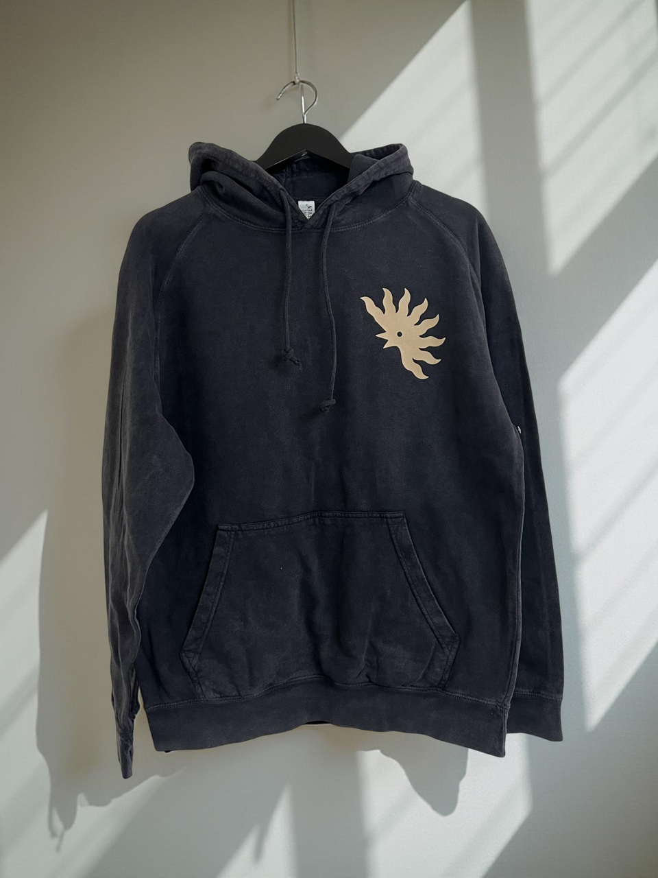 vintage wash sun rooster hoodie